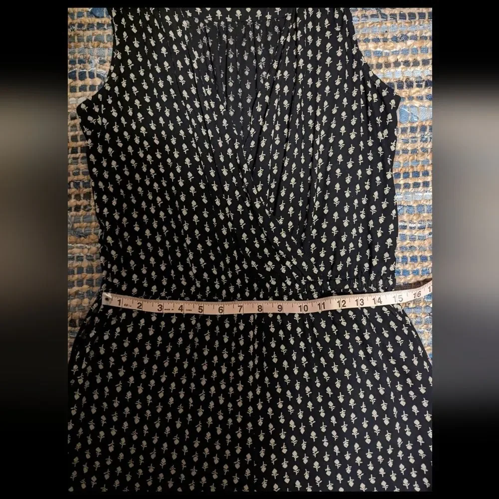 Lucky Brand Jumpsuit M Black Tan Ditzy Floral Pattern Pull On Pockets